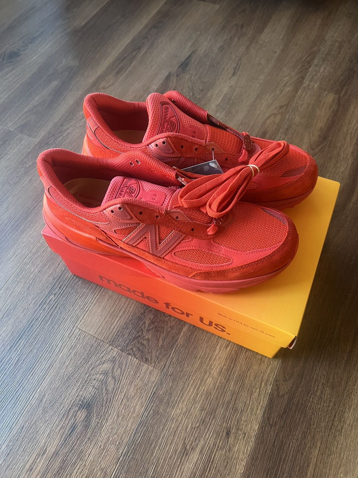 New Balance Men’s New Balance Joe FreshGoods 990v6 Sneakers in Red. Size US 10.5 / EU 43-44 - 8 Thumbnail