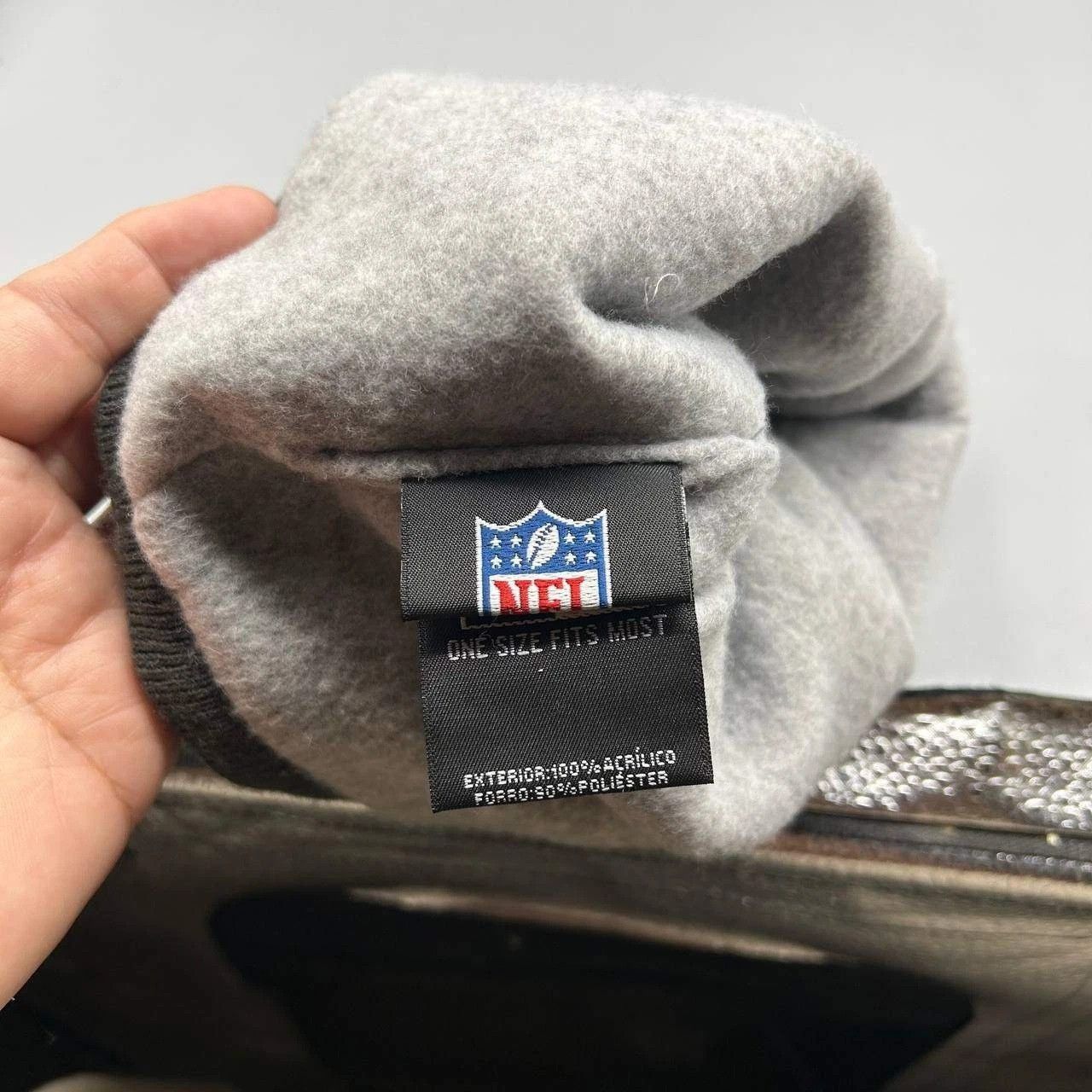 New Era San Francisco 49ers Salute to Service Cuffed Beanie Pom Pom Size ONE SIZE - 4 Thumbnail