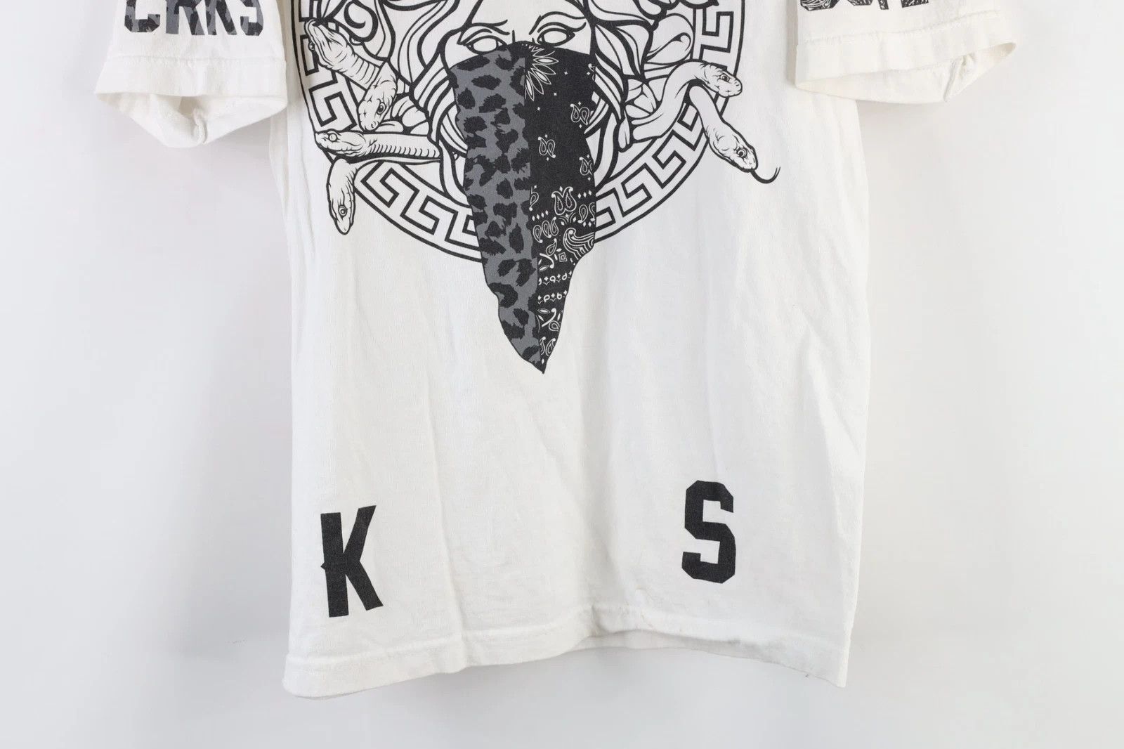 Crooks & Castles Crooks and Castles Spell Out Medusa Head T-Shirt Size US M / EU 48-50 / 2 - 3 Thumbnail