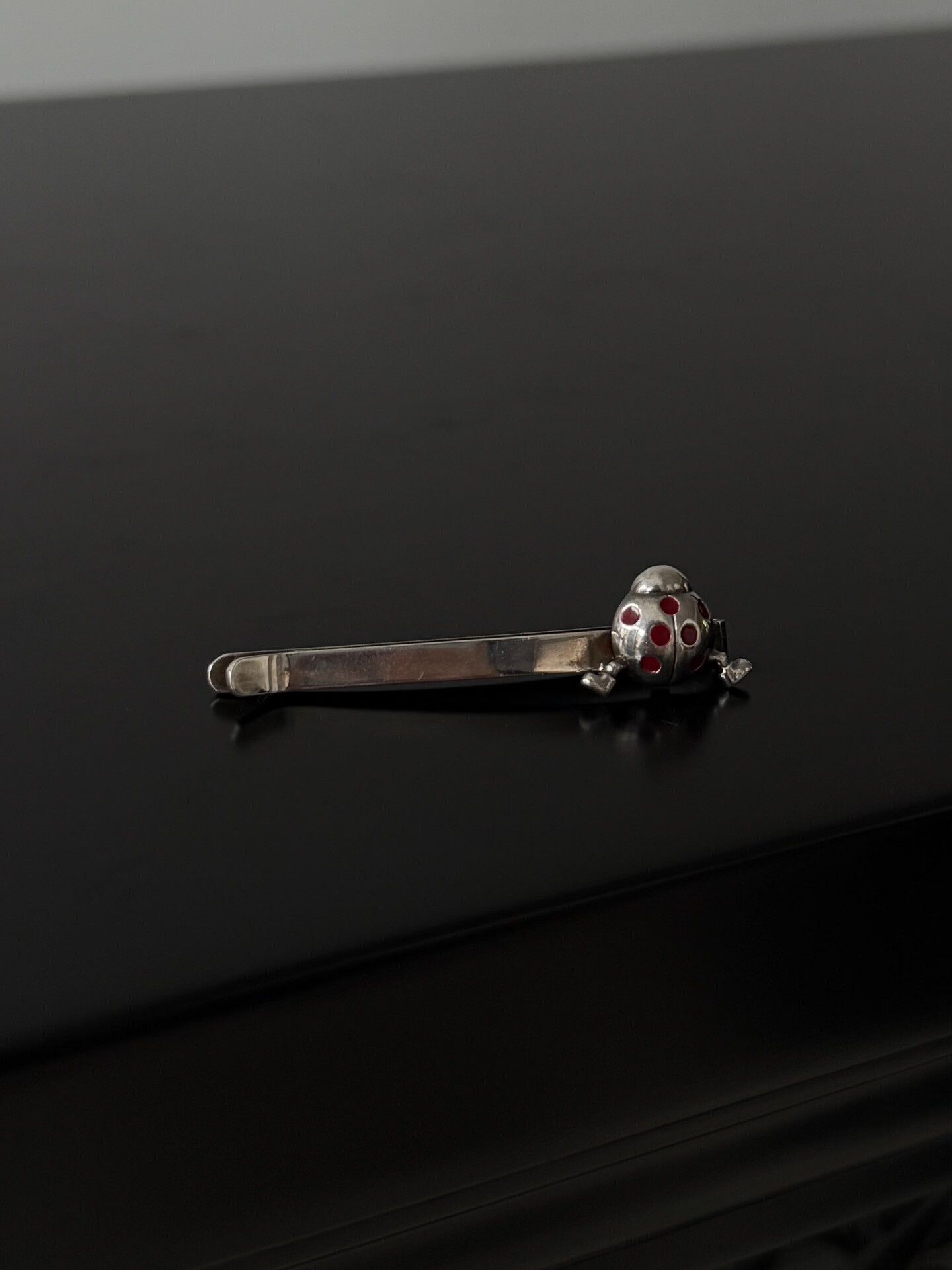 Yohji Yamamoto silver ladybug tie clip by yohji yamamoto Size ONE SIZE - 1 Thumbnail