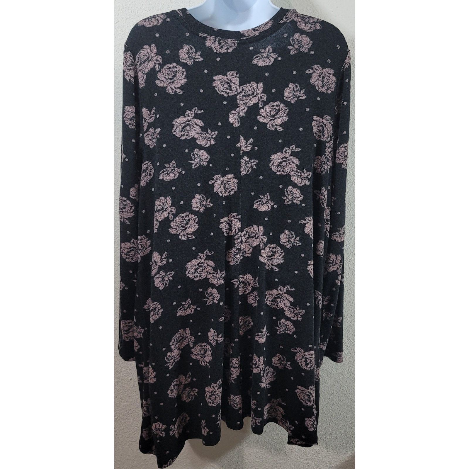 Other Lane Bryant Black Pink Floral Print V Neck Top 14 16 Flowy Size XXL / US 16-18 / IT 52-54 - 3 Thumbnail