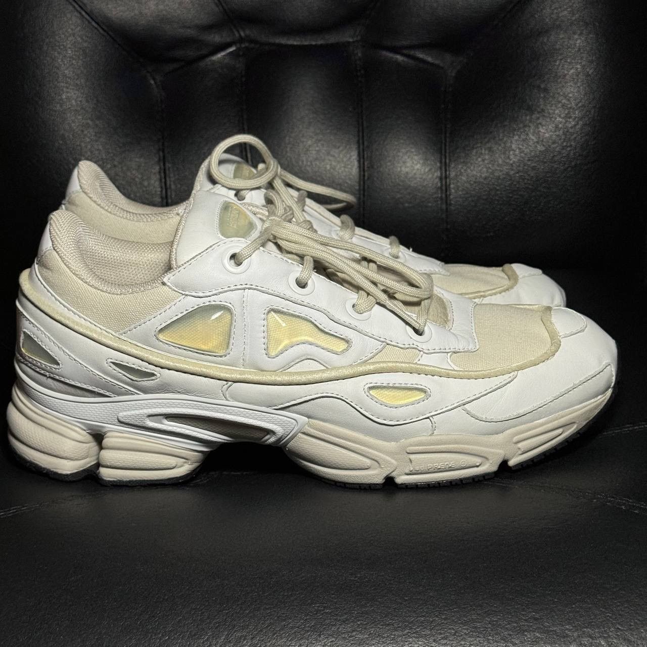 Adidas × Raf Simons 10,5us Adidas Raf Simons Ozweego White leather Size US 10.5 / EU 43-44 - 1 Thumbnail