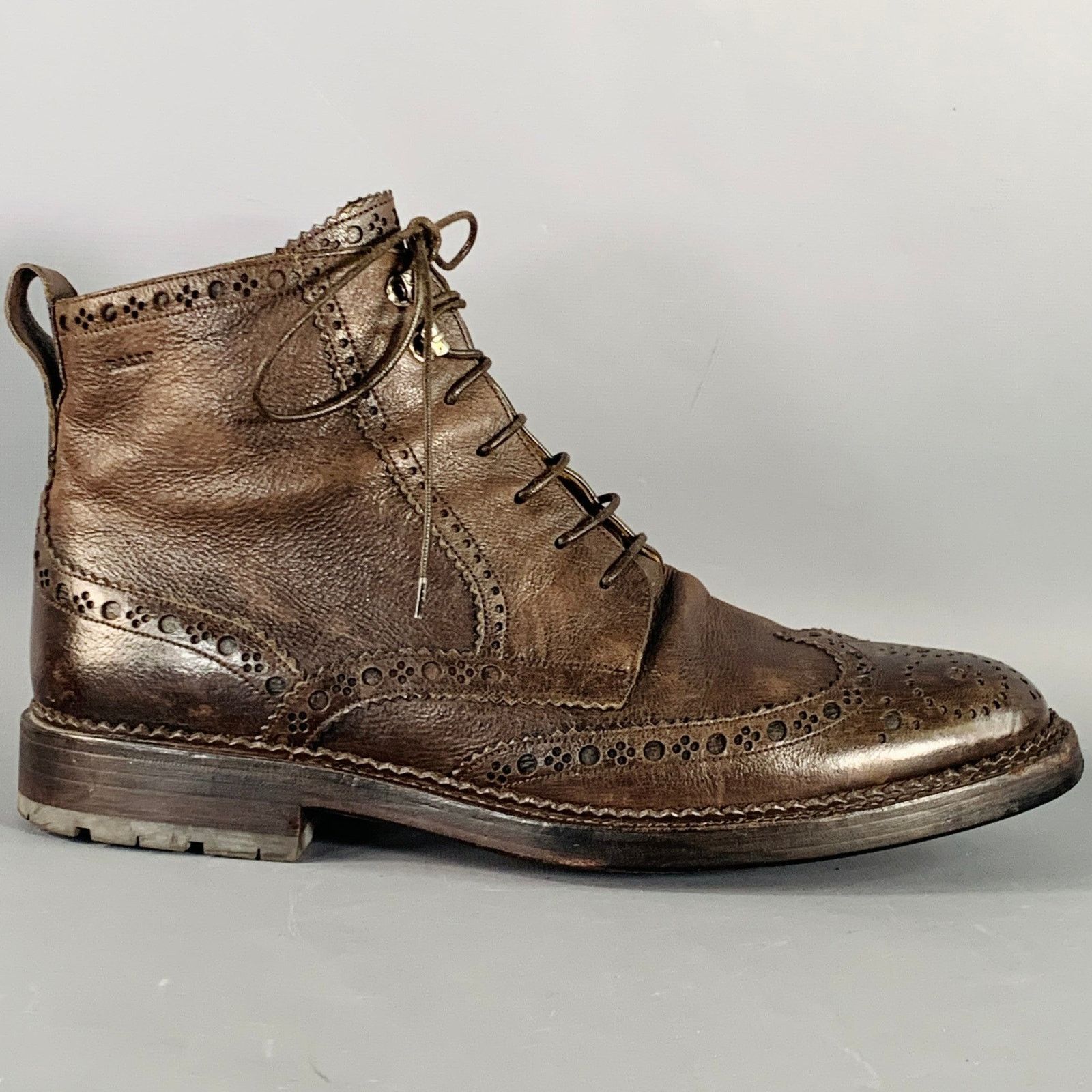 Bally Avery Brown Perforated Pebble Grain Leather Wingtip Boots Size US 10 / EU 43 - 2 Thumbnail