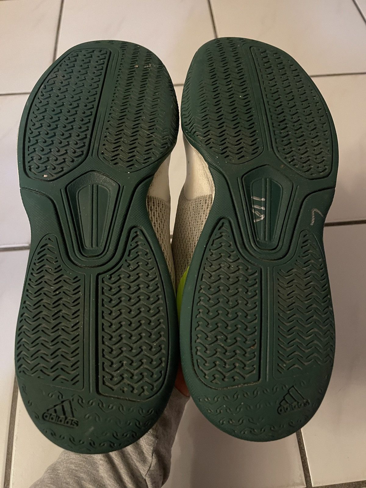 Adidas Adidas Courtflash Mens Size 12 Pickleball Shoes Sneakers Size US 12 / EU 45 - 8 Thumbnail