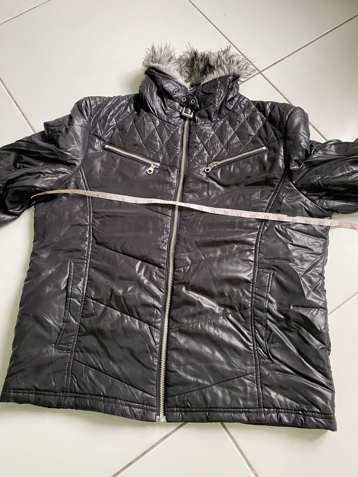 Mossimo Mossimo Quilted Puffy fur faux Black Jacket Size US L / EU 52-54 / 3 - 8 Thumbnail