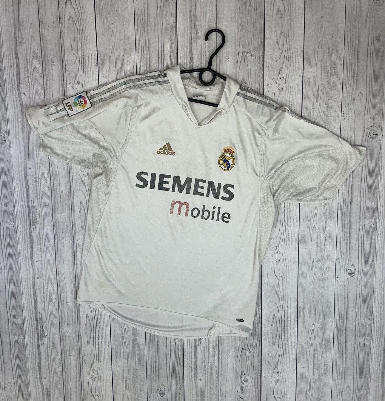 Adidas Vintage adidas Real Madrid soccer jersey 9 Ronaldo Size US M / EU 48-50 / 2 - 1 Thumbnail