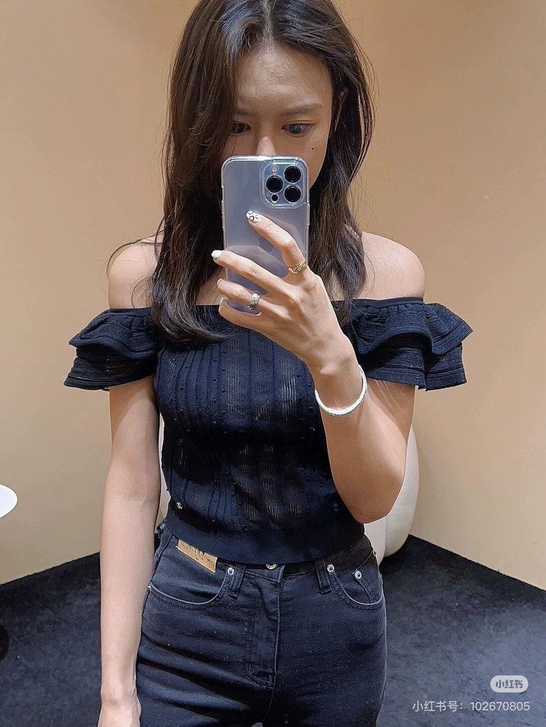 Chanel Chanel Black one-shoulder vest 2504-Nextarrow Size XS / US 0-2 / IT 36-38 - 9 Thumbnail