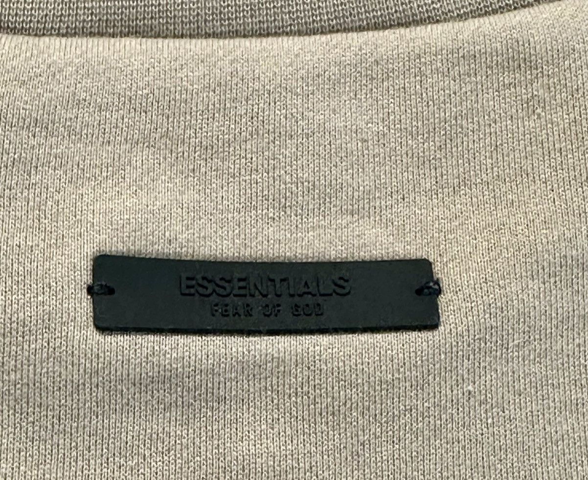 Fear of God Fear of God Essentials Desert Sand Crewneck (FW24)-XL -BNWT Size US XL / EU 56 / 4 - 3 Thumbnail