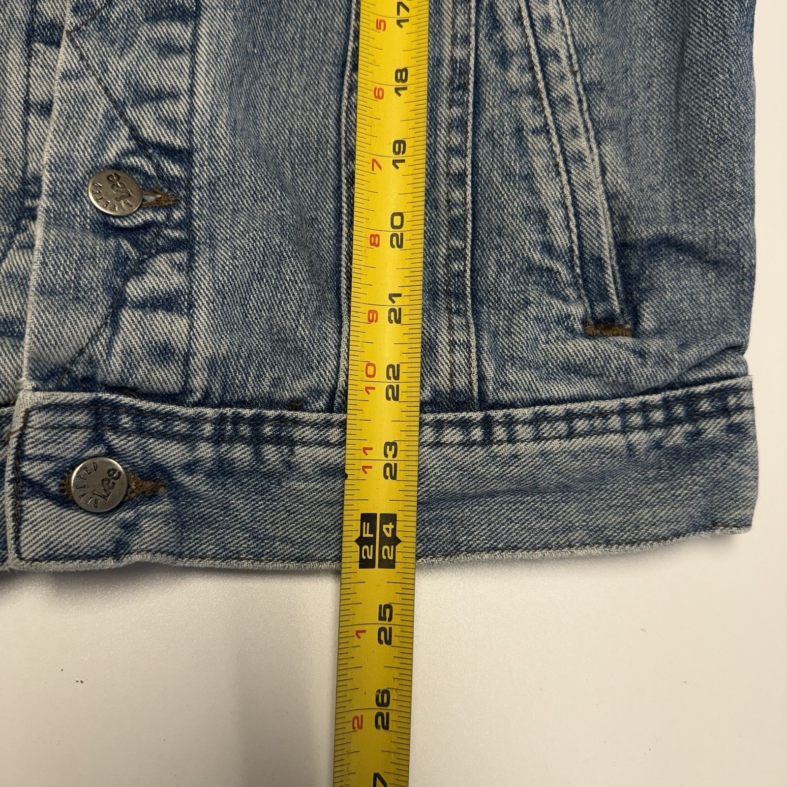 Lee Vintage Lee Riveted Denim Trucker Jacket Mens Small 21x24 Size US S / EU 44-46 / 1 - 9 Thumbnail