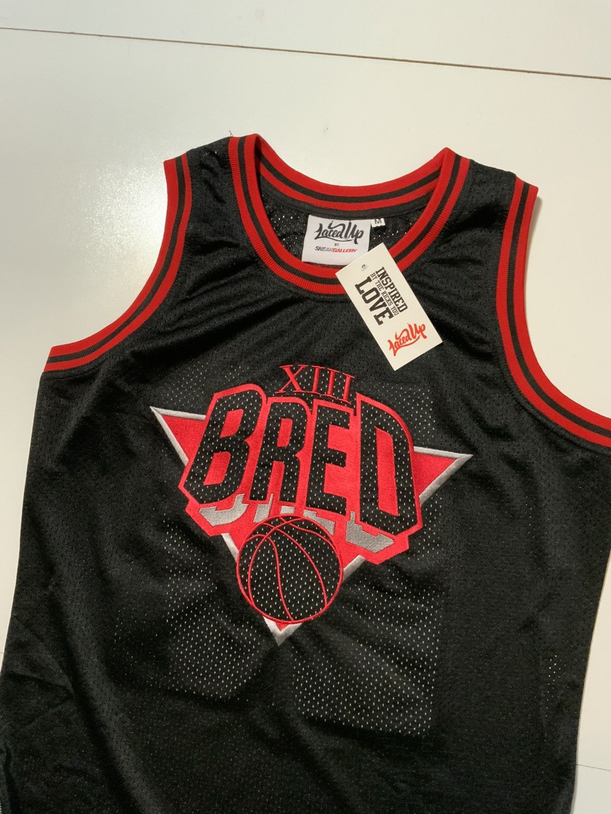 Sneakgallery NWT Laced Up XIII Bred Retro Michael Jordan GOAT Mesh Jersey Size US M / EU 48-50 / 2 - 3 Thumbnail