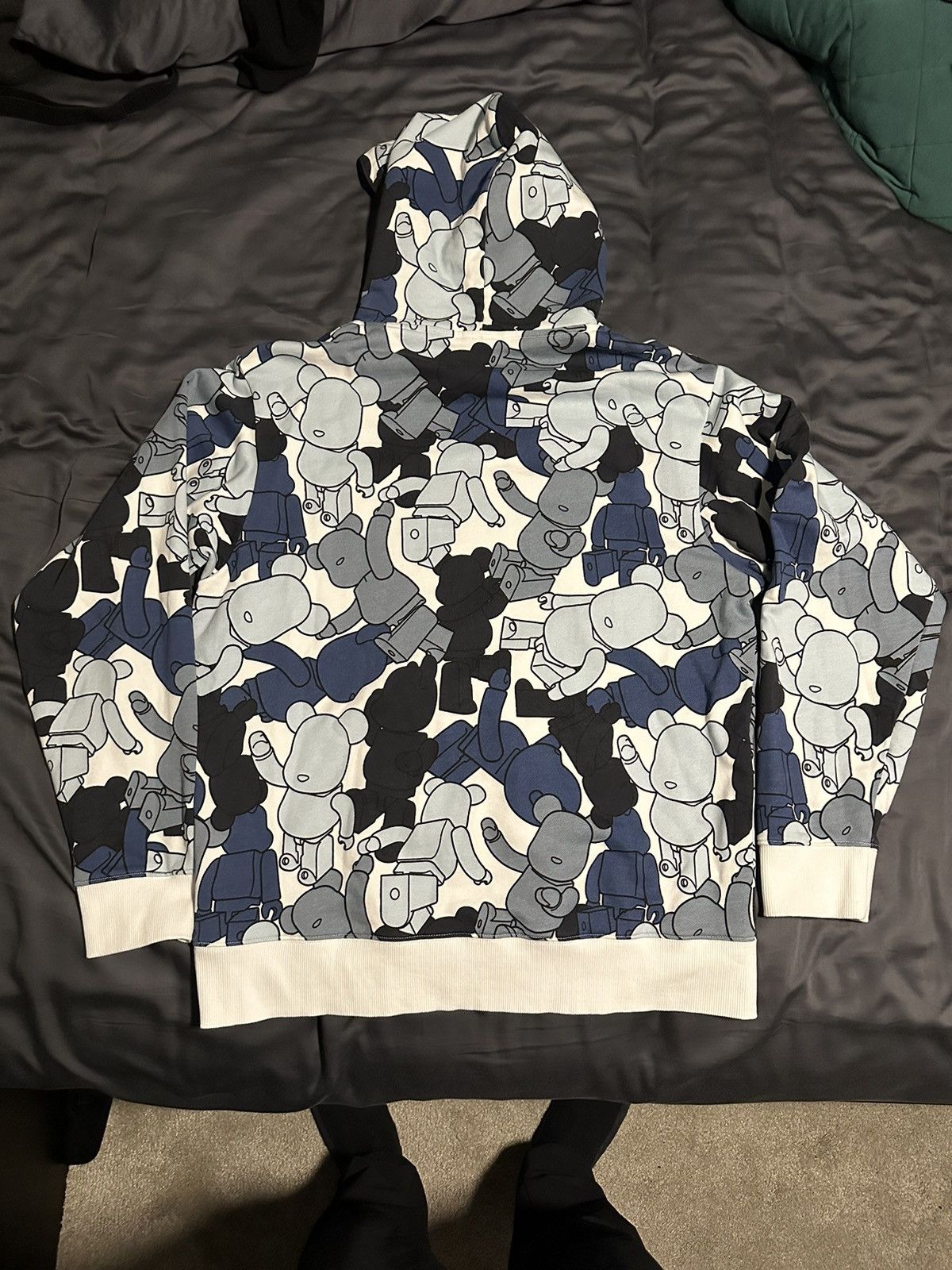Kith Kith x Bearbrick Pattern Hoodie (Large) Size US L / EU 52-54 / 3 - 4 Thumbnail