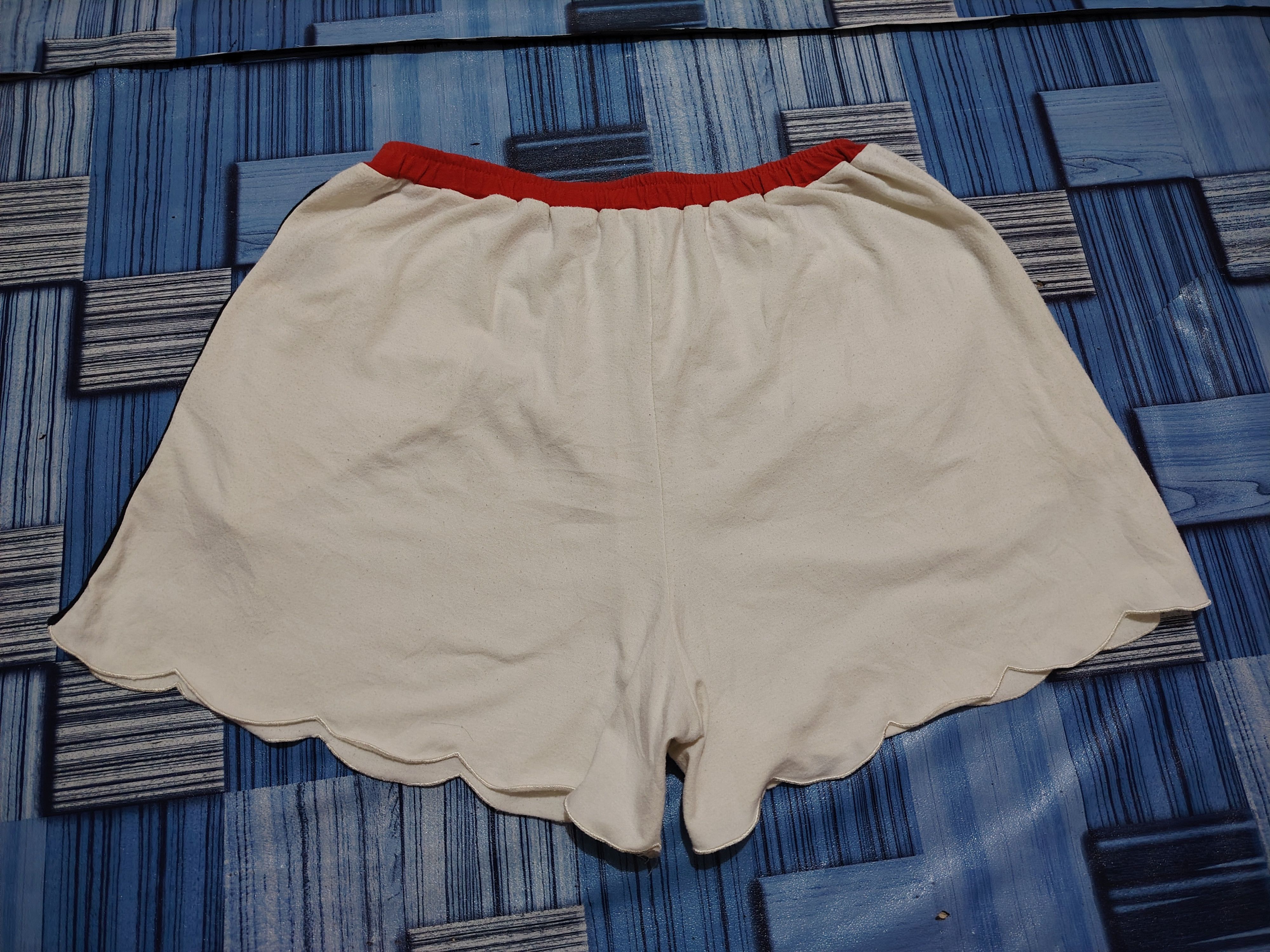 GU × Undercover Undercover x G.U Elastic Waistline White Cream Short Pants Size US 30 / EU 46 - 7 Thumbnail