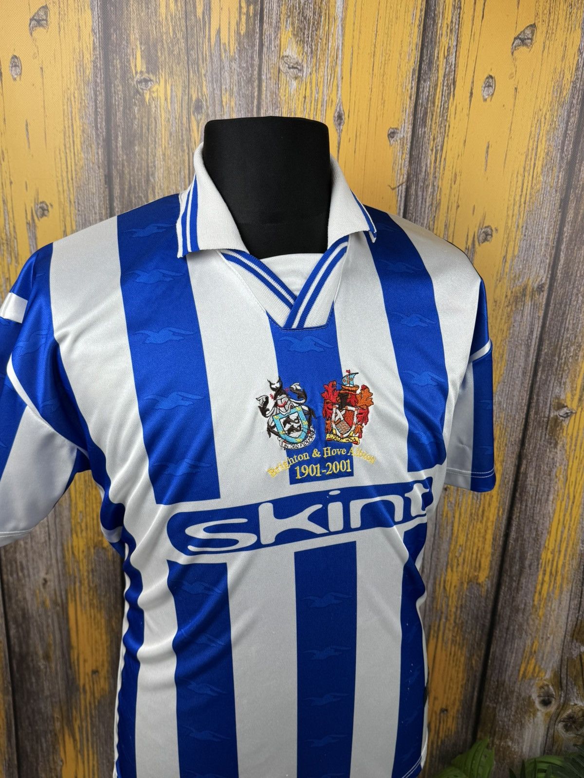 Errea Brighton T-shirt for the club's centenary 2001/02 Errea Size US M / EU 48-50 / 2 - 4 Thumbnail