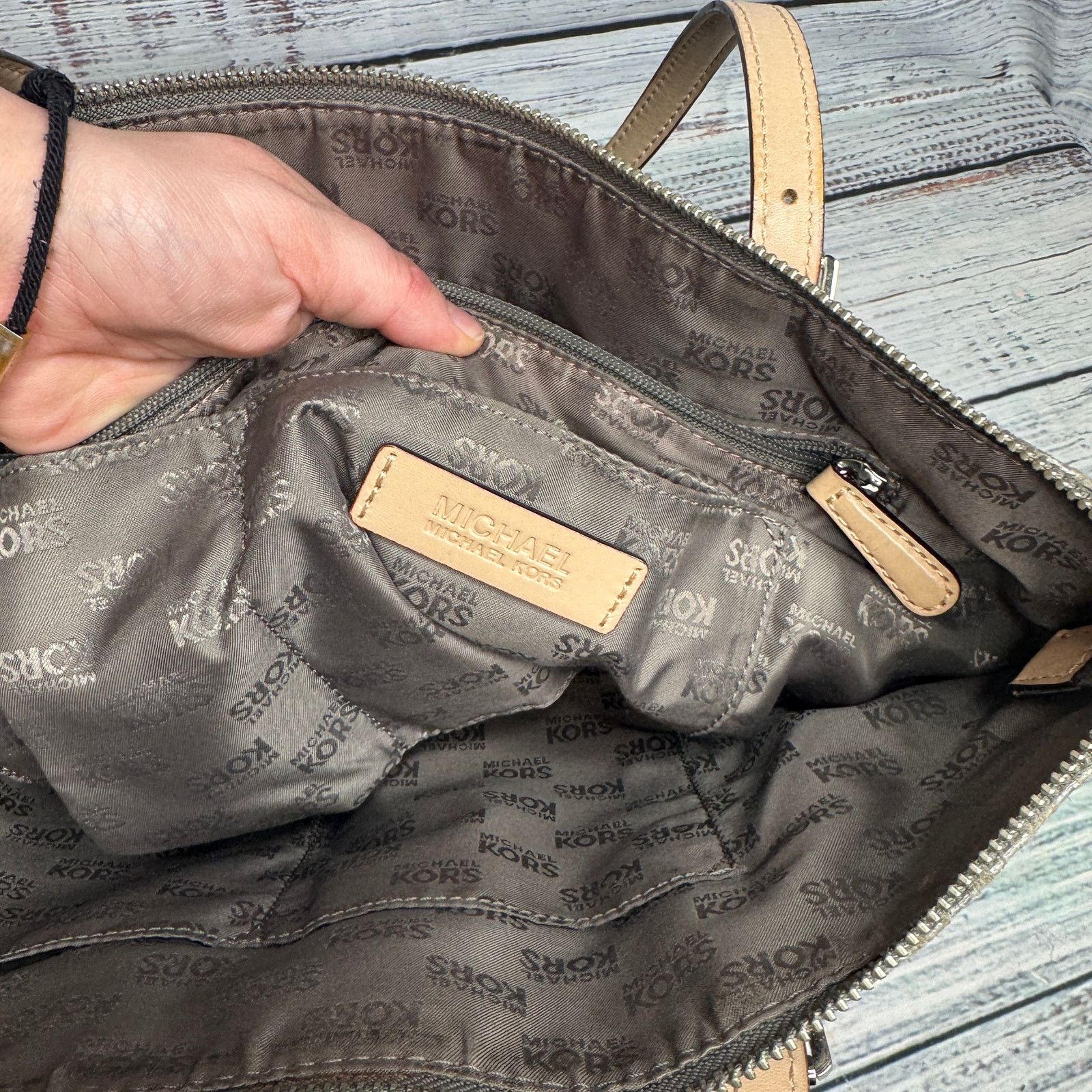 Michael Kors Michael Kors Snakeskin Print Tote Bag Gray Shoulder Purse Size ONE SIZE - 3 Thumbnail