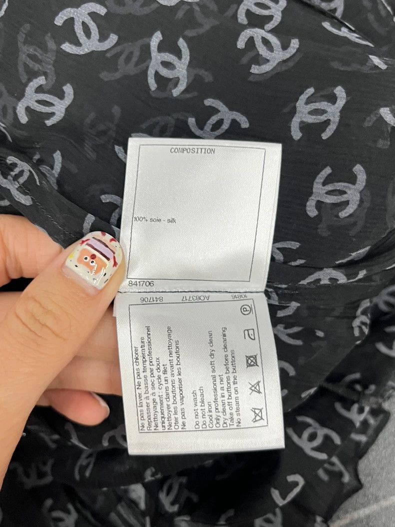 Chanel Chanel Full logo black and white silk printed pleated stra Size XXS / US 00 / IT 34 - 6 Thumbnail