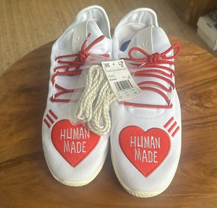 Adidas × Human Made Adidas Stan Smith x Pharrell Williams x human-made Love 13.5 Size US 13 / EU 46 - 1 Thumbnail
