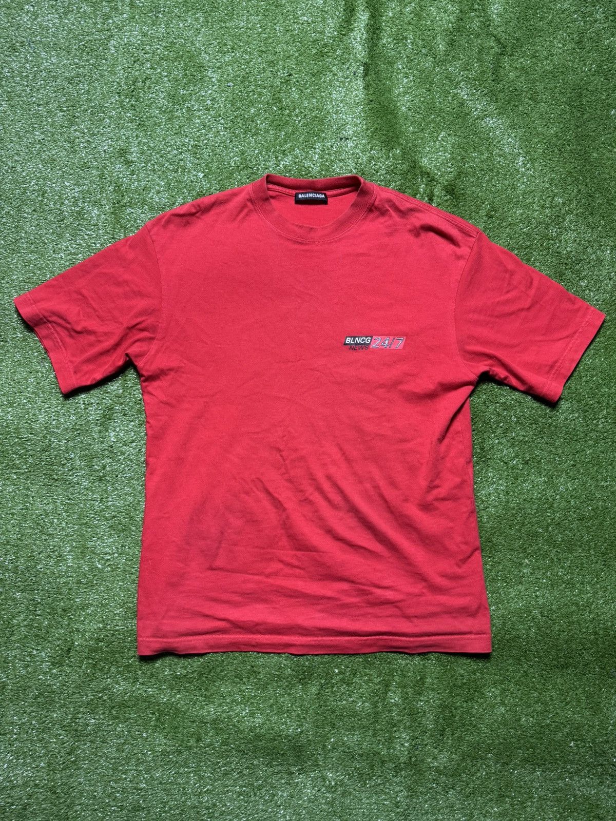 Balenciaga Balenciaga 24/7 News Shirt Size US M / EU 48-50 / 2 - 1 Thumbnail