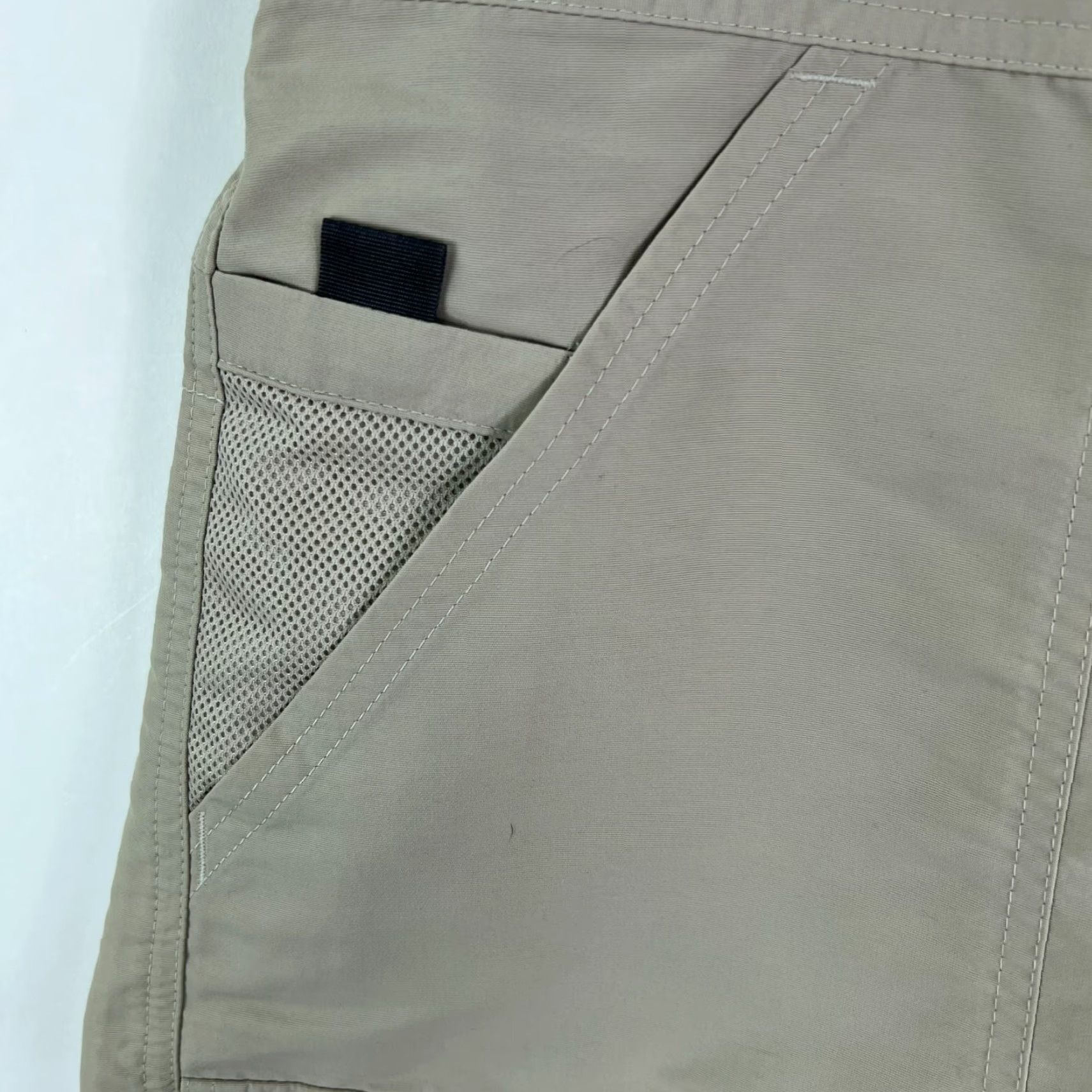 Vintage Columbia Cargo Outdoor Shorts Mens 40 Beige Size US 40 / EU 56 - 2 Thumbnail