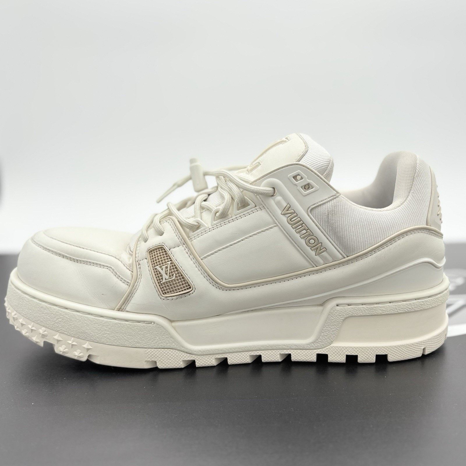 Louis Vuitton Louis Vuitton Maxi Trainer ' White ' | GOOD CONDITION! Size US 11.5 / EU 44-45 - 4 Thumbnail