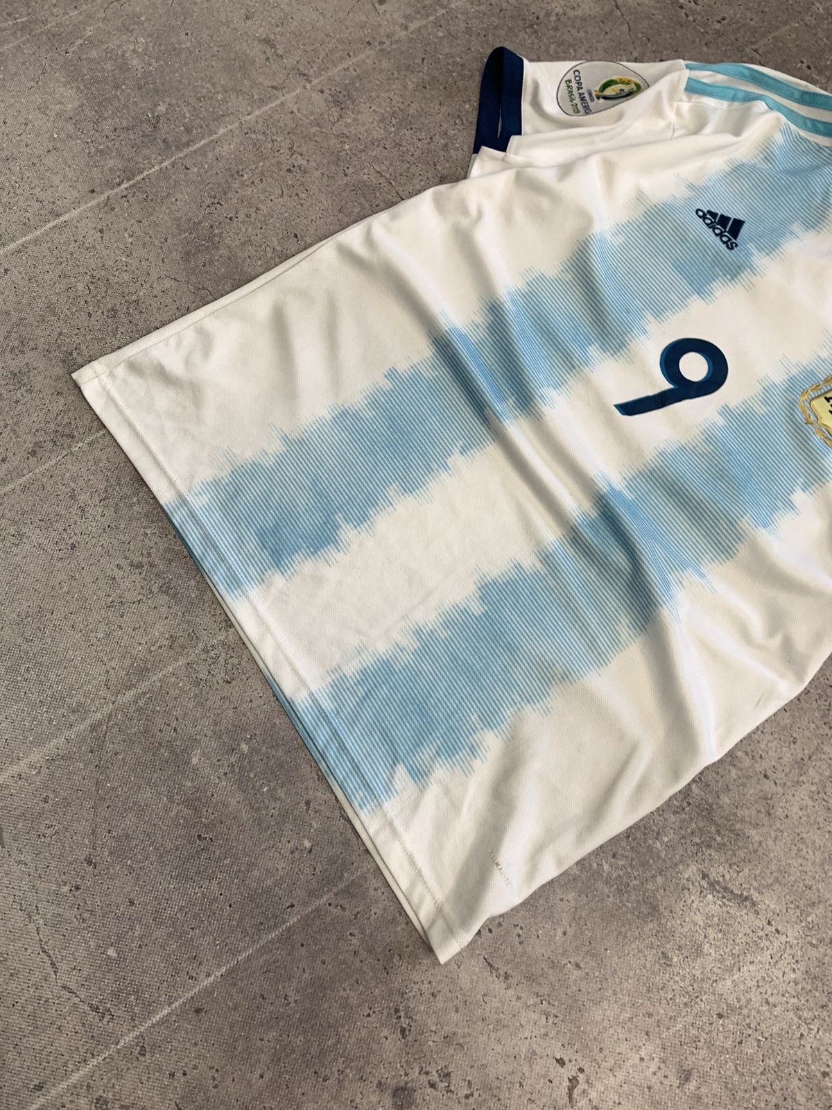 Adidas × Vintage Vintage Y2K blockcore Argentina KunAguero sportswear Jersey Size US M / EU 48-50 / 2 - 7 Thumbnail