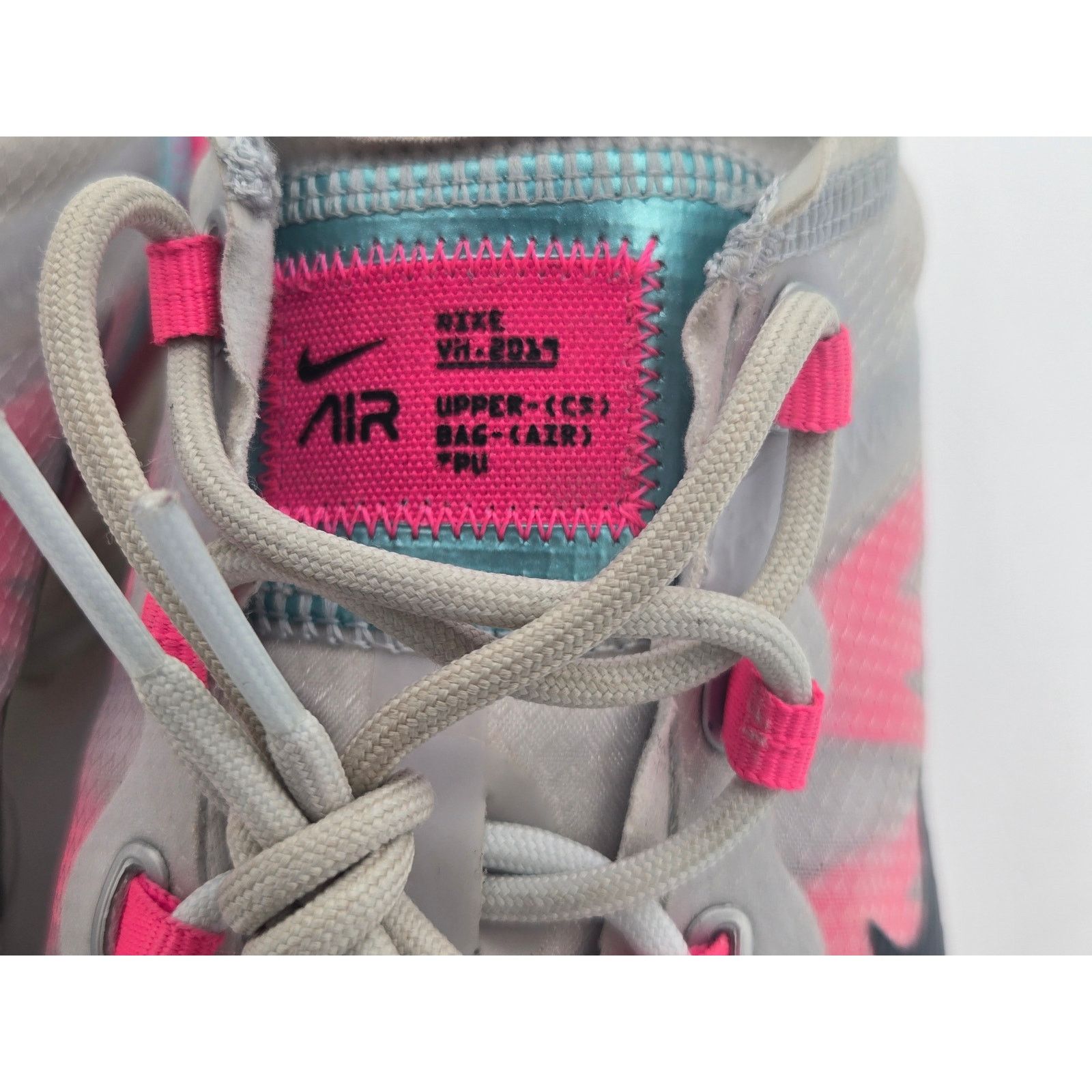 Nike Nike Air VaporMax 2019 Womens 8 Running Shoes AR6632-007 Size US 8 / IT 38 - 11 Thumbnail