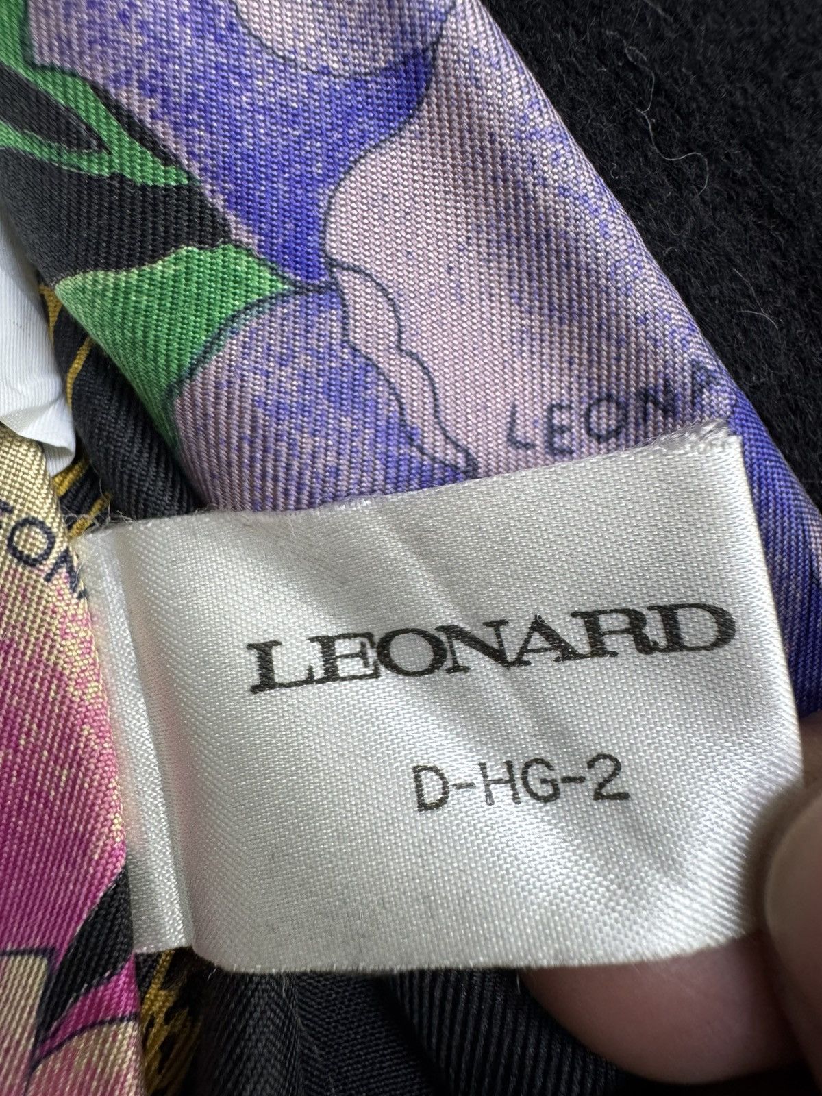 Leonard Paris Leonard double-breasted wool coat a vibrant floral lining Size M / US 6-8 / IT 42-44 - 7 Thumbnail