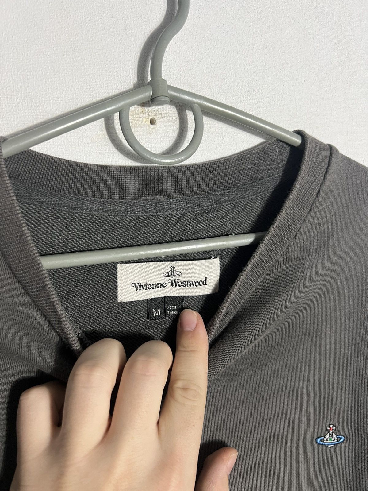Vivienne Westwood Vintage Vivienne Westwood Sweatshirt Orb Logo Basic Pullover Size US M / EU 48-50 / 2 - 6 Thumbnail