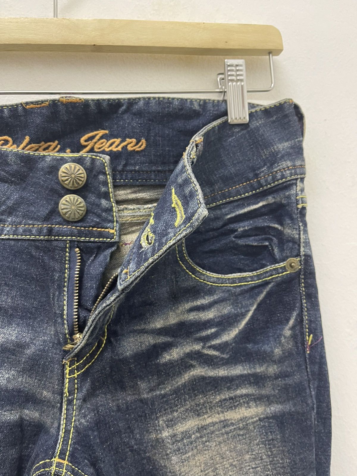 If Six Was Nine Rare Vintage COLZA Back Embroidery Wings Flare Size US 29 - 10 Thumbnail