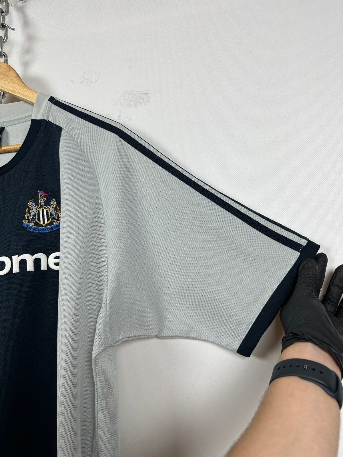 Adidas 2002 Vintage Adidas Newcastle United Away Soccer Jersey Size US L / EU 52-54 / 3 - 7 Thumbnail