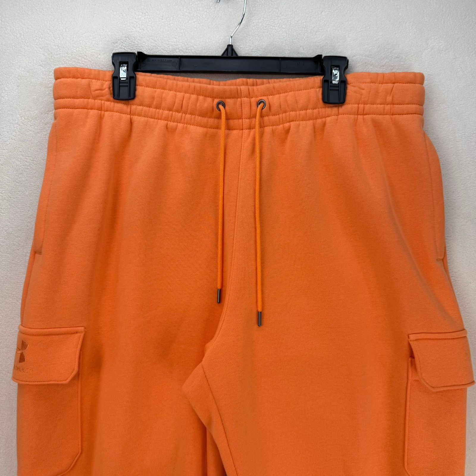 Under Armour UNDER ARMOUR WOMEN'S XLARGE ORANGE CARGO JOGGER FLEECE Size 31" - 2 Thumbnail