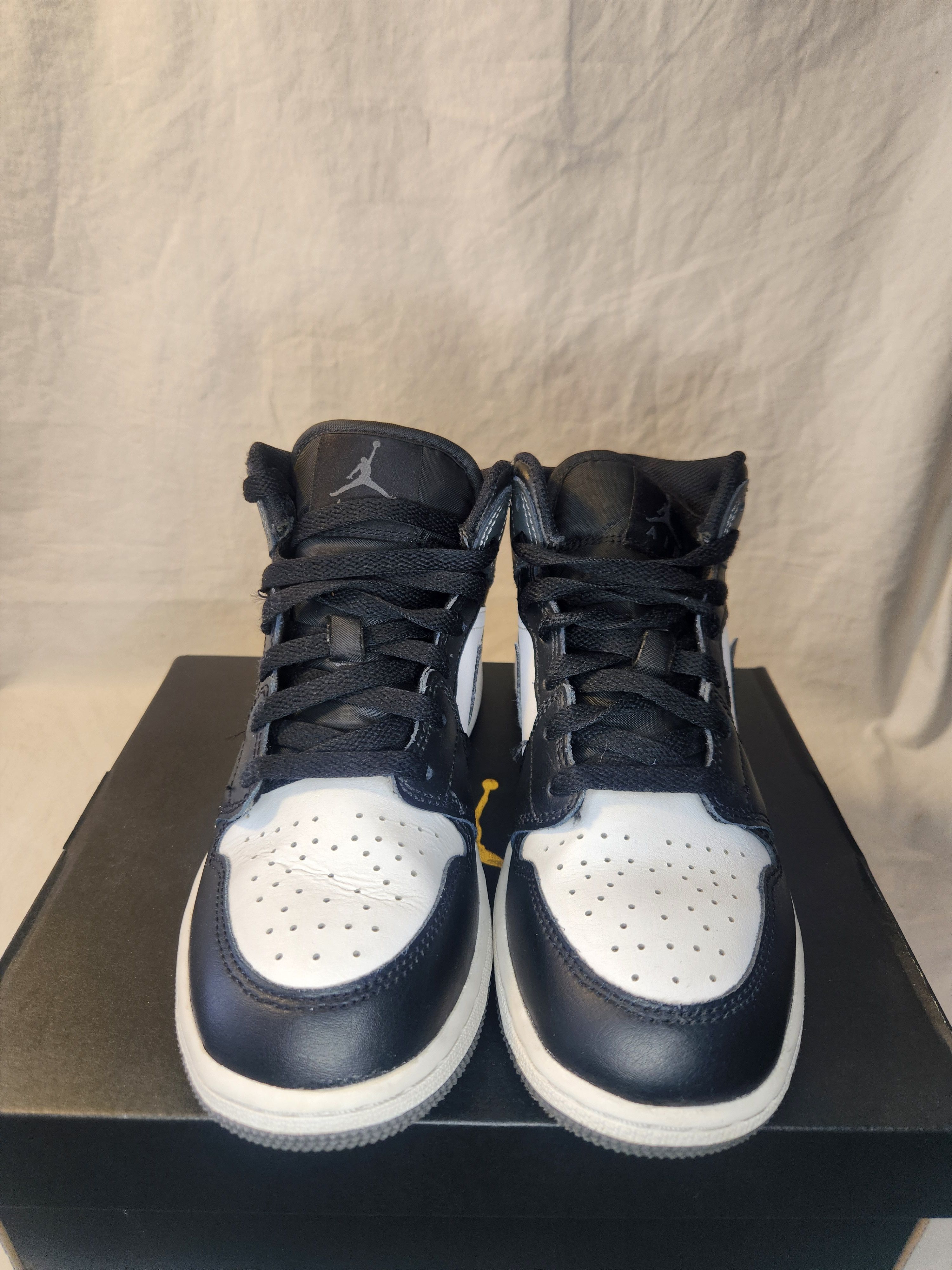 Other air jordan 1 mid gs Size US 5 / EU 37 - 3 Thumbnail