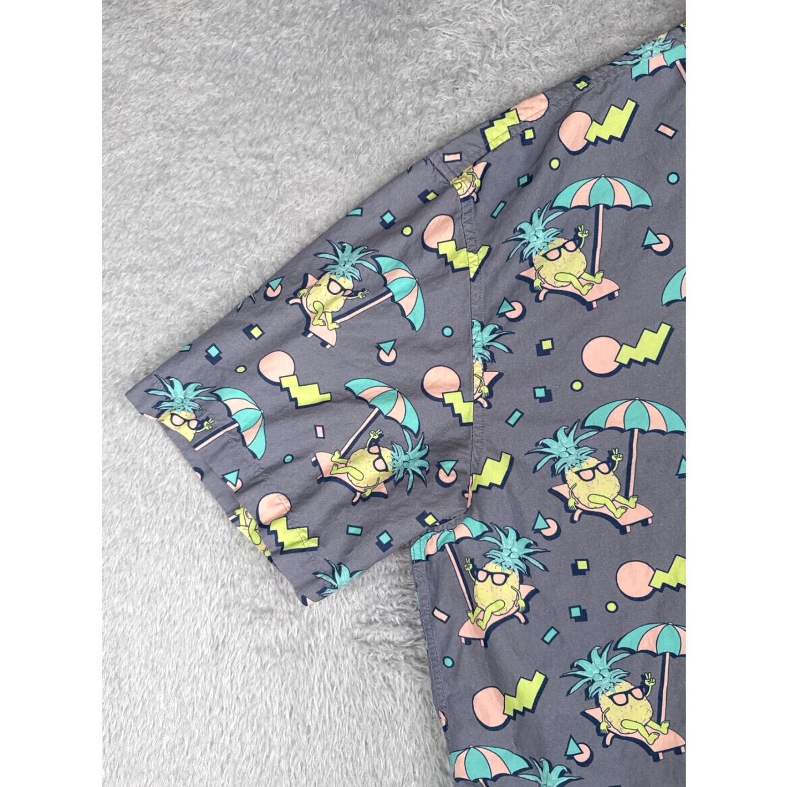 Vintage VINTAGE Tipsy Elves Shirt Mens 3XL Gray Pineapple Peace Out Button Up Hawaiian 90s Beach Aloha Outdoor Palm Mens Size US XXL / EU 58 / 5 - 3 Thumbnail