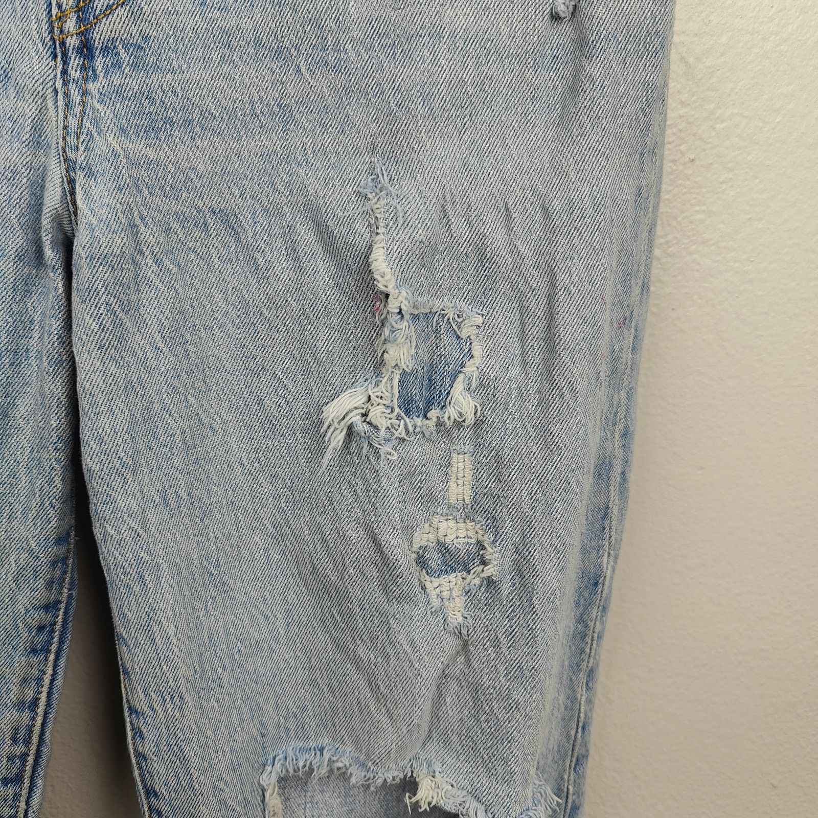 Levi's Levis Ribcage Straight Jeans Womens 27 Light Wash Knee Rips Size 27" / US 4 / IT 40 - 7 Thumbnail
