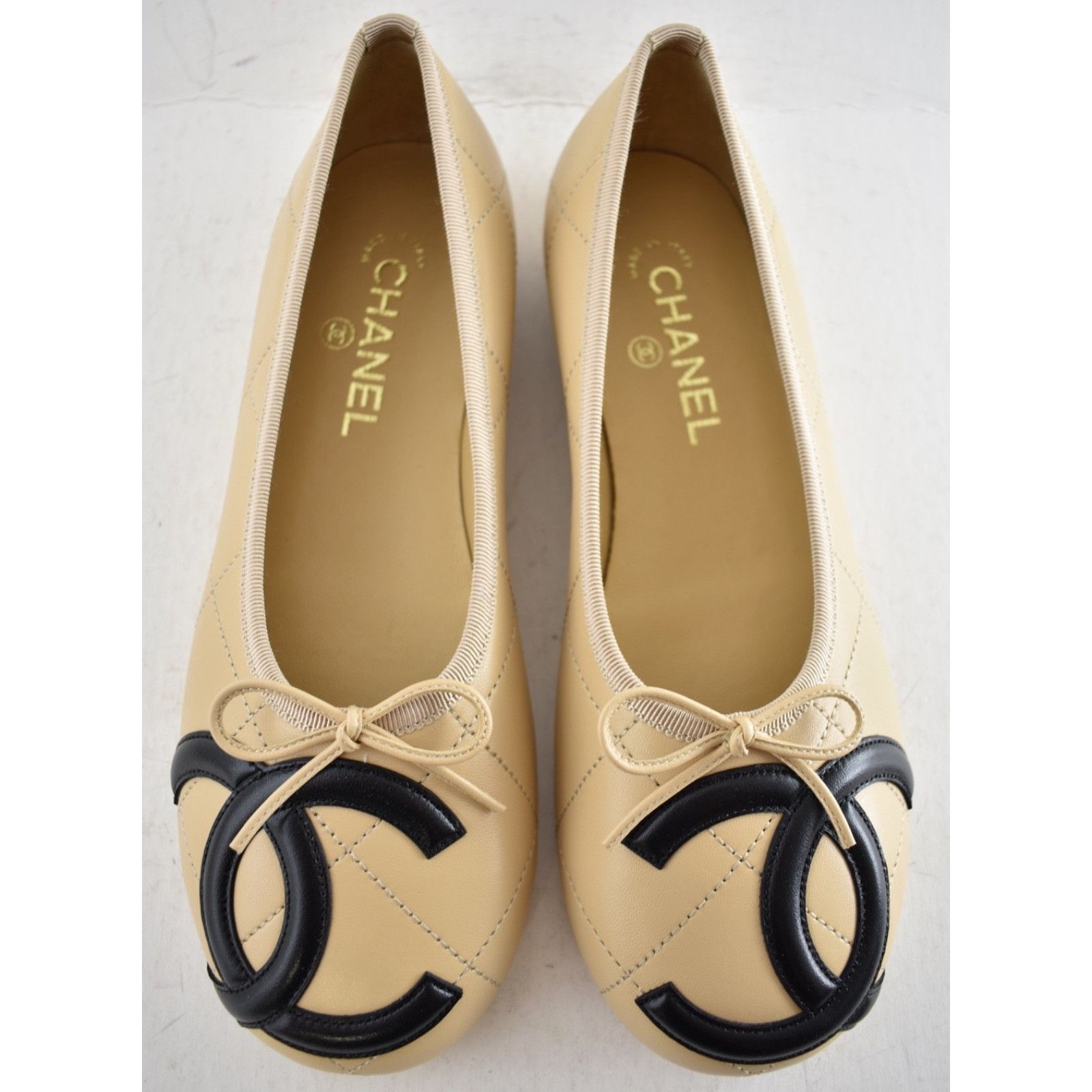 Chanel Chanel Coco Beach Beige Black CC XL Logo Ballet Flat 36.5 Size US 5.5 / IT 35.5 - 14 Thumbnail