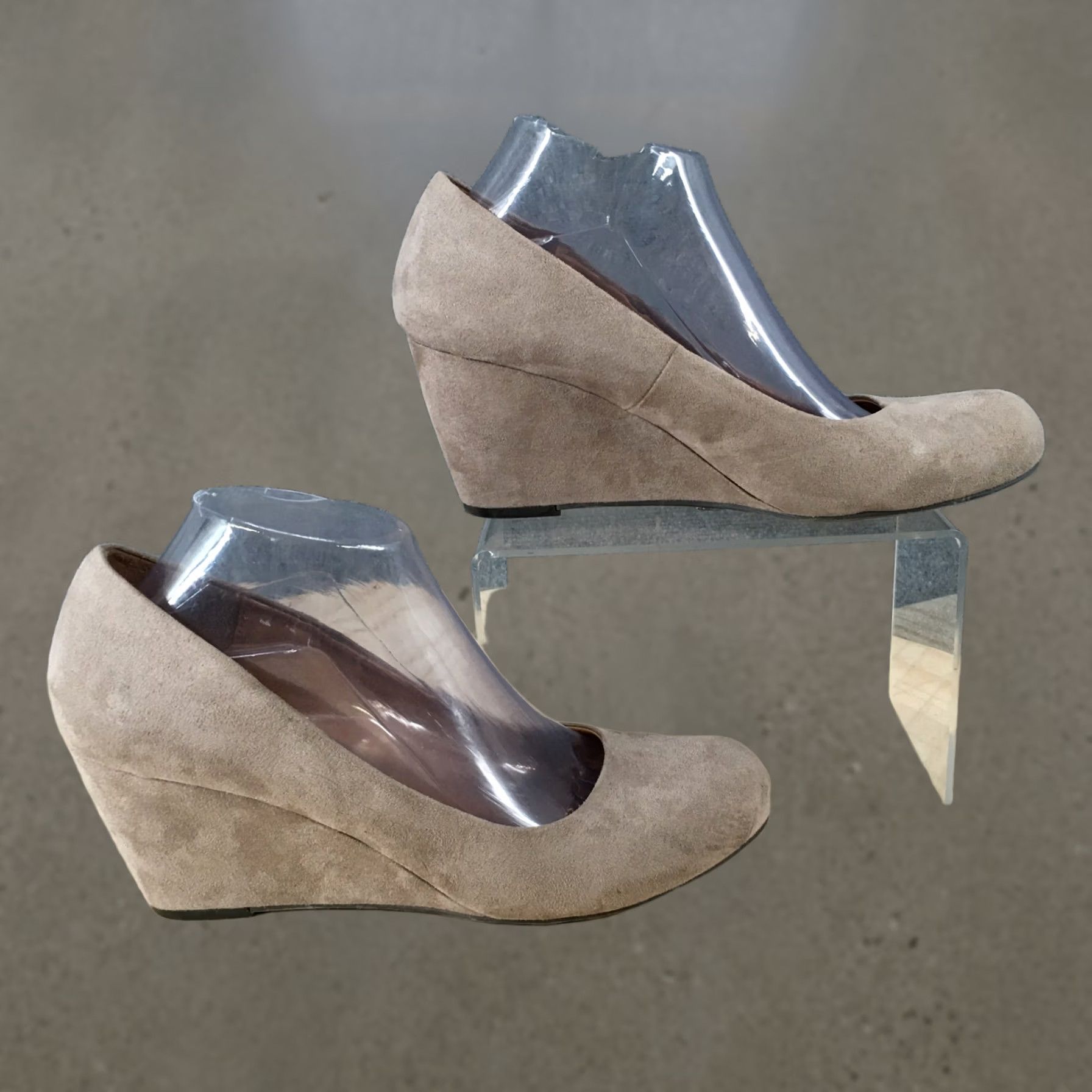 Chinese Laundry CL by Chinese Laundry Nima Heels Womens 9.5 M Casual Slip On Pumps Gray Fabric Shoe Womens Pump Grey Fabric Nima 90s style? Size US 10 / IT 40 - 1 Thumbnail