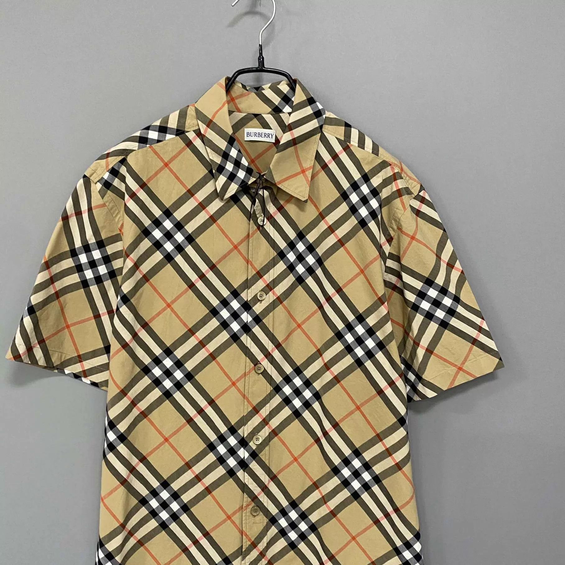 Burberry Burberry Check Short Sleeve Shirt 99 New Size S Size S / US 4 / IT 40 - 1 Thumbnail