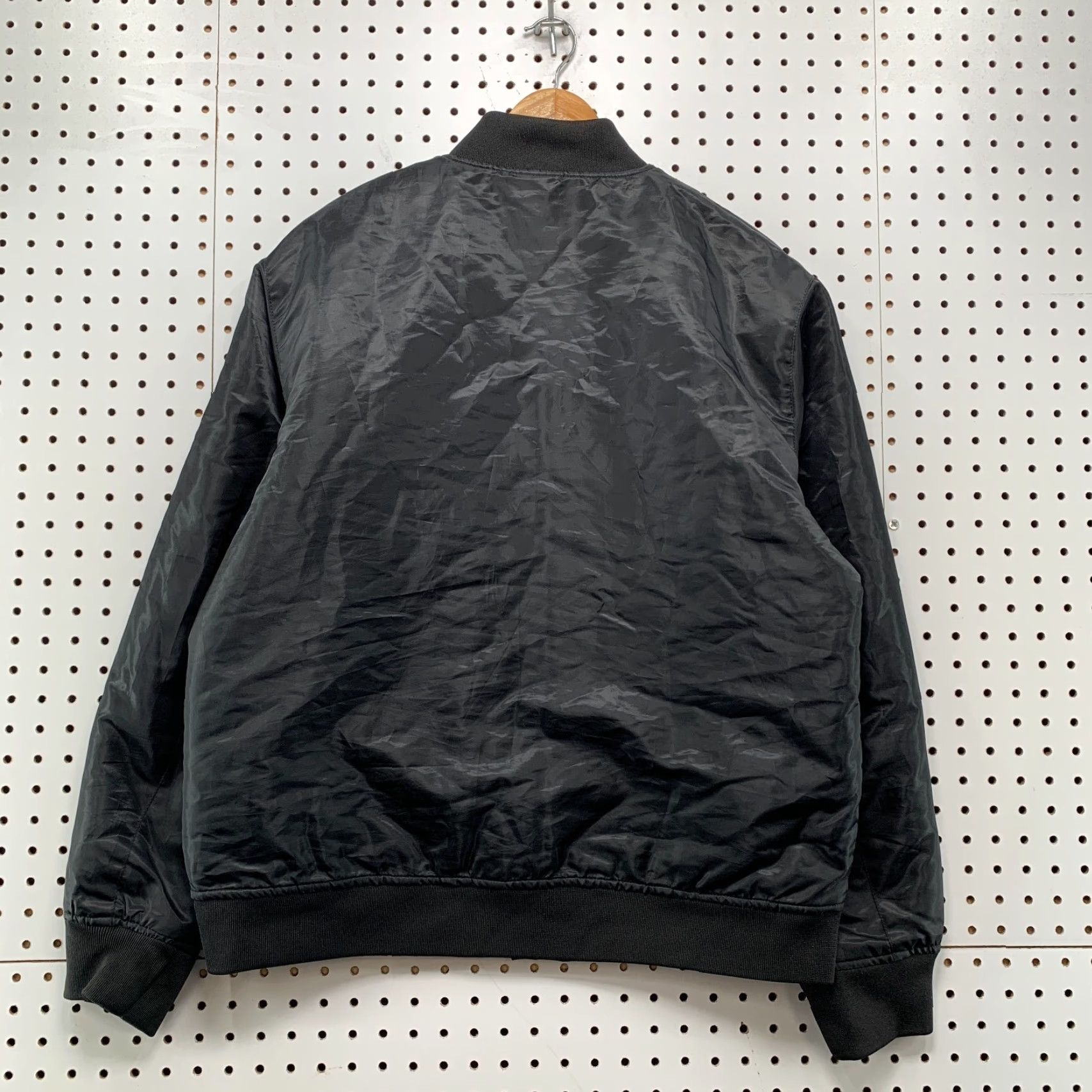 Vintage Staple Jeff Staple Satin Snap Jacket Mens Large Black Embroidered Skateboard 24x27 Satin Snap Jacket Mens Large Black Embroidered Skateboard 24x27 Size US L / EU 52-54 / 3 - 2 Thumbnail