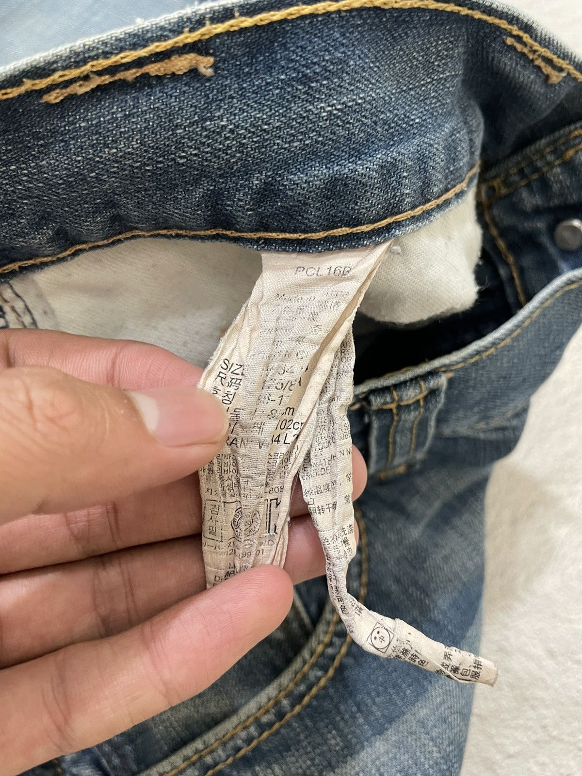 Levi's Levis Vintage Fading Denim Red Label Jeans Washed Size US 32 / EU 48 - 8 Thumbnail