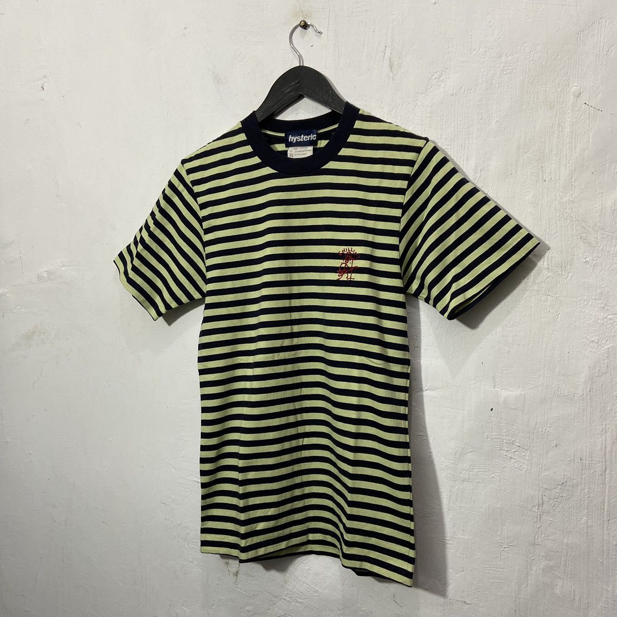 Hysteric Glamour × Japanese Brand × Vintage Hysteric Glamour Chillin Stripe Tshirt Size US S / EU 44-46 / 1 - 1 Thumbnail
