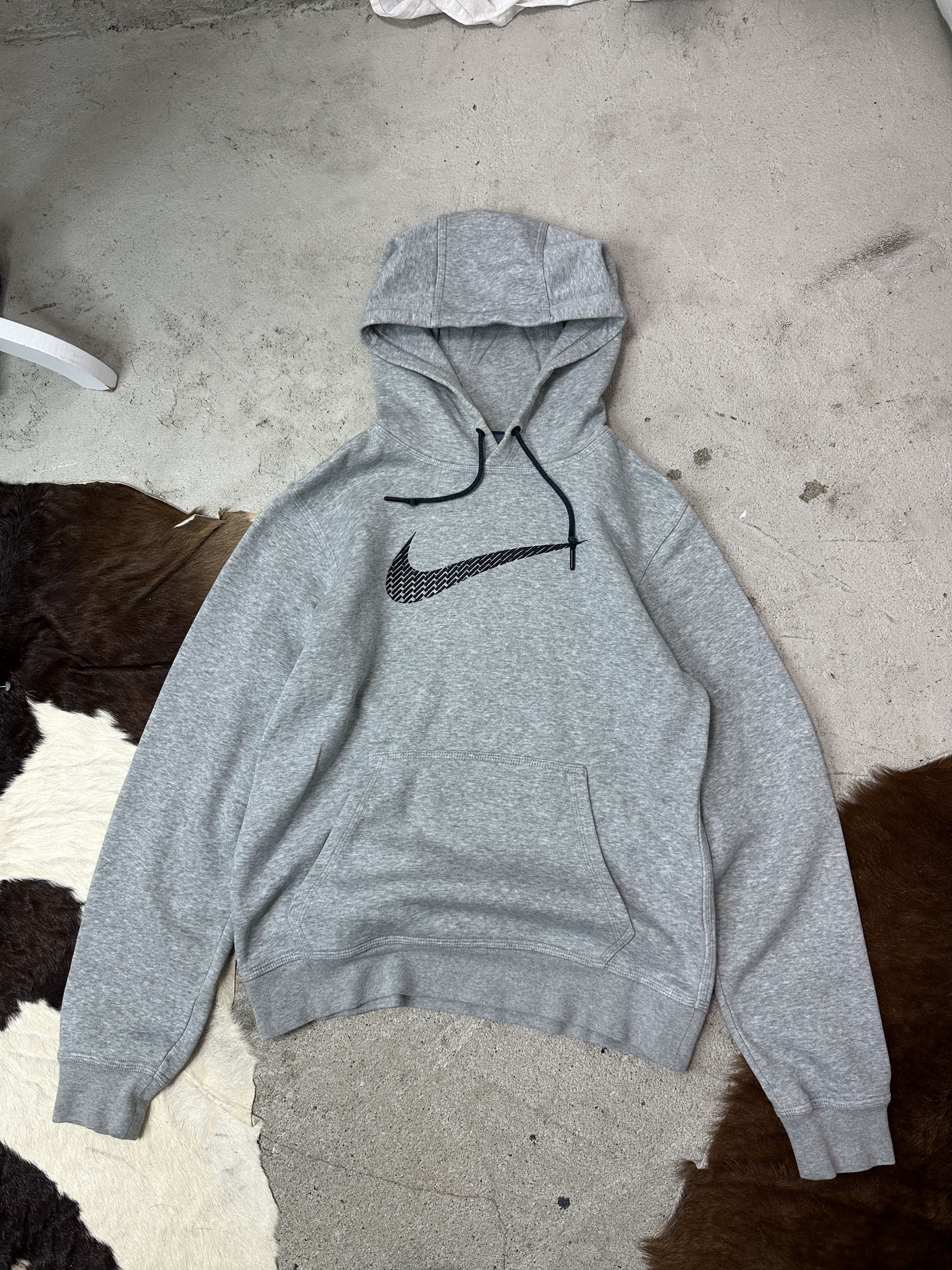 Nike Vintage Sporty Streetwear Skater Nike Hoodie Y2K Size S / US 4 / IT 40 - 1 Thumbnail