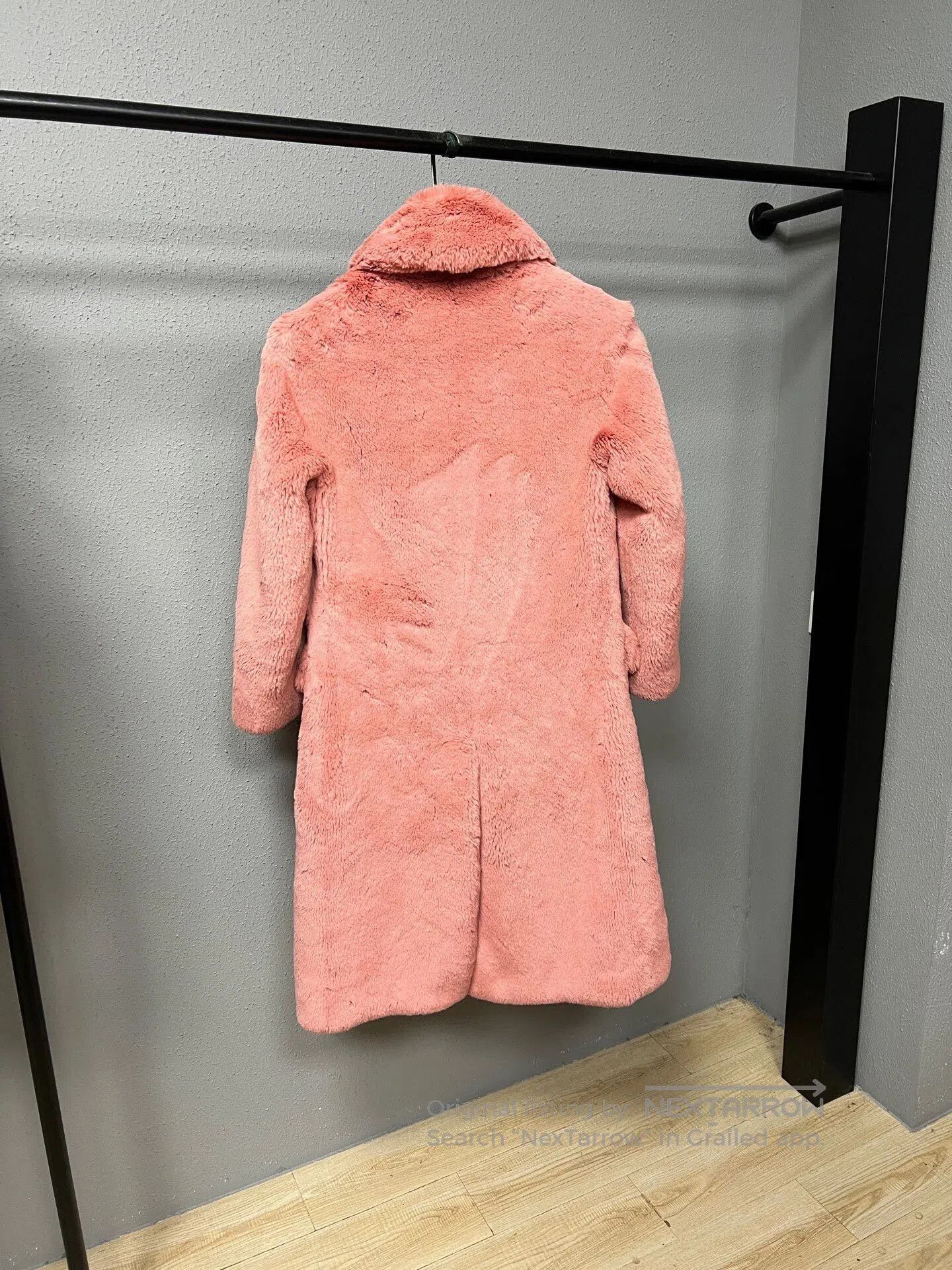 Burberry Burberry Pink Faux Fur Check Coat. Size XS / US 0-2 / IT 36-38 - 2 Thumbnail
