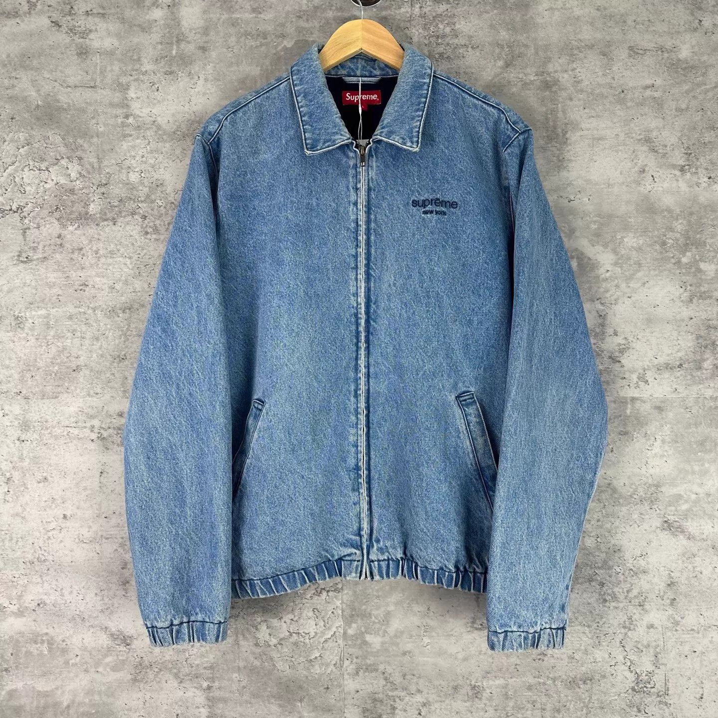 Supreme Supreme Embroidered Logo Denim Jacket L Size US L / EU 52-54 / 3 - 1 Thumbnail