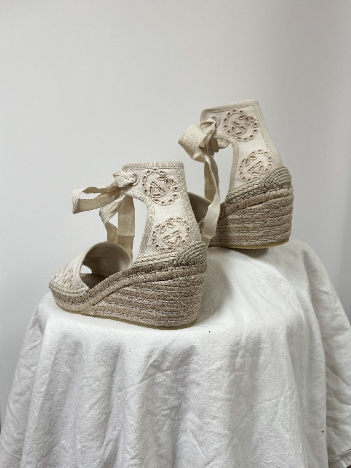 Gucci Gucci Women’s Damita GG Wedge Size US 6 / IT 36 - 2 Thumbnail