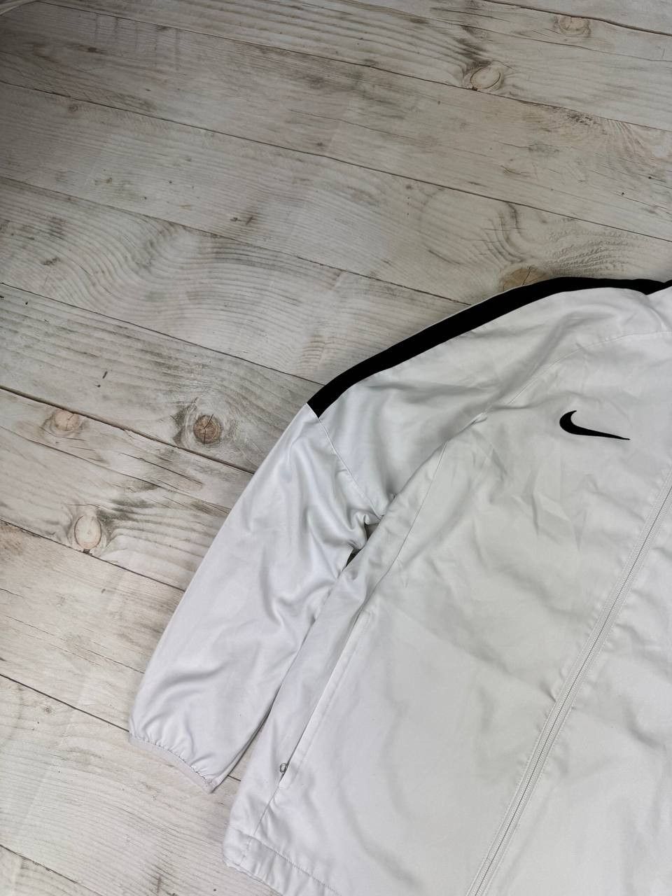 Nike Vintage Nike Track Jacket Swoosh Nylon Size US M / EU 48-50 / 2 - 5 Thumbnail