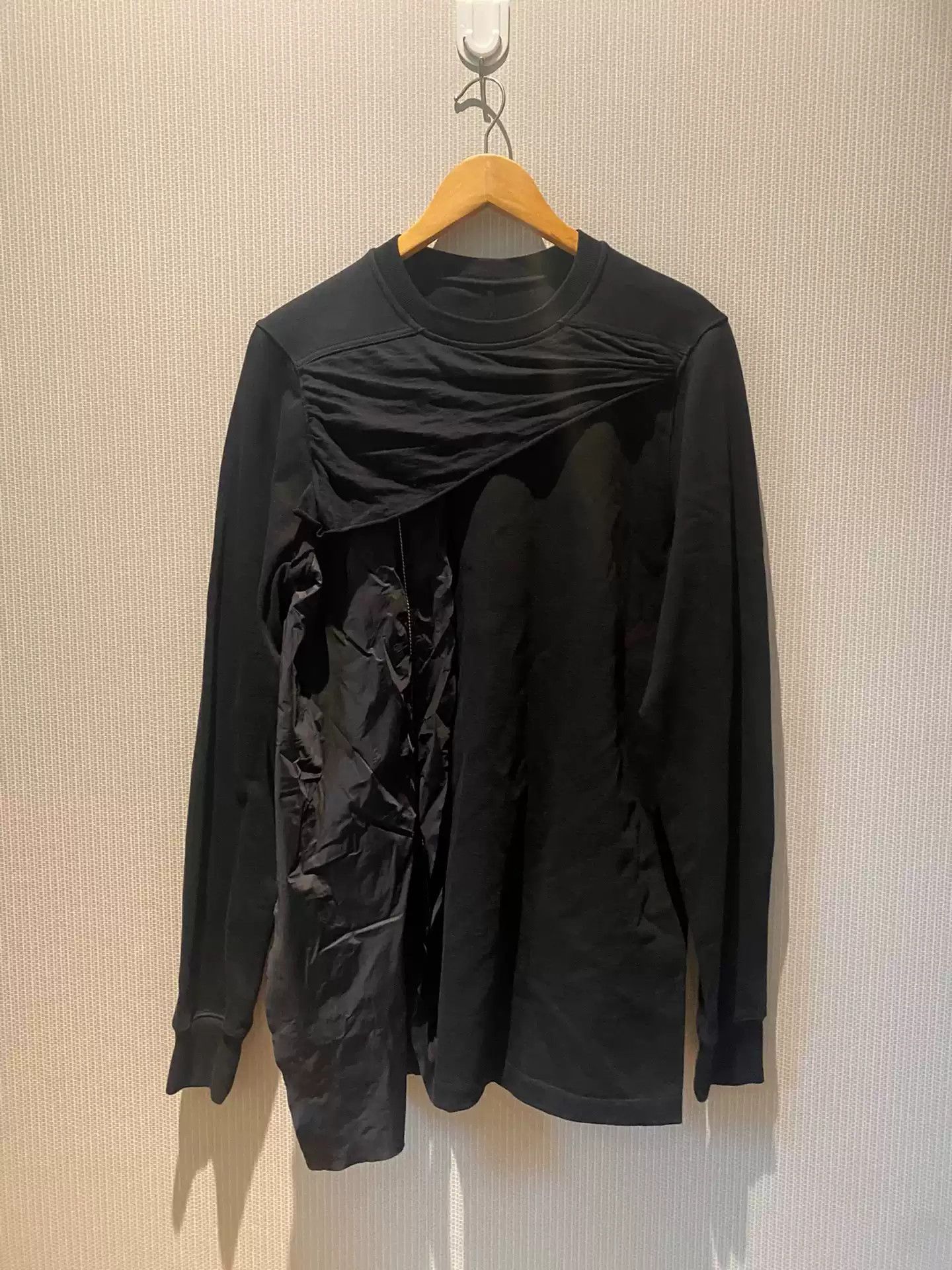 Rick Owens Rick Owens 18FW black patch stitching sweater Size US L / EU 52-54 / 3 - 1 Thumbnail