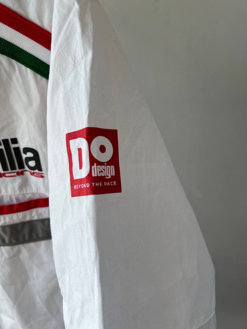 ICON Motorsports APRILIA ITALY RACING TEAM RSV4 OFFICIAL MERCHANDISE SHIRT M Size US M / EU 48-50 / 2 - 6 Thumbnail