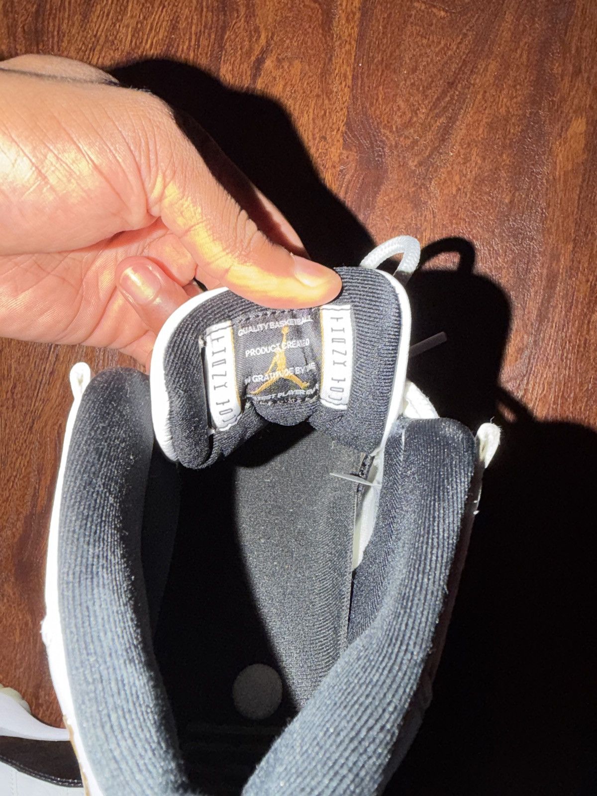 Jordan Brand gratitude jordan 11 retro Size US 10.5 / EU 43-44 - 6 Thumbnail