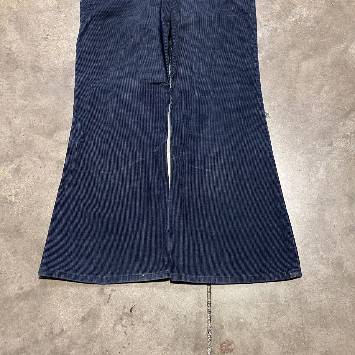 JCPenney Vintage 70s Plain Pockets Flare Boot Cut Corduroy Pants USA Size US 36 / EU 52 - 9 Thumbnail