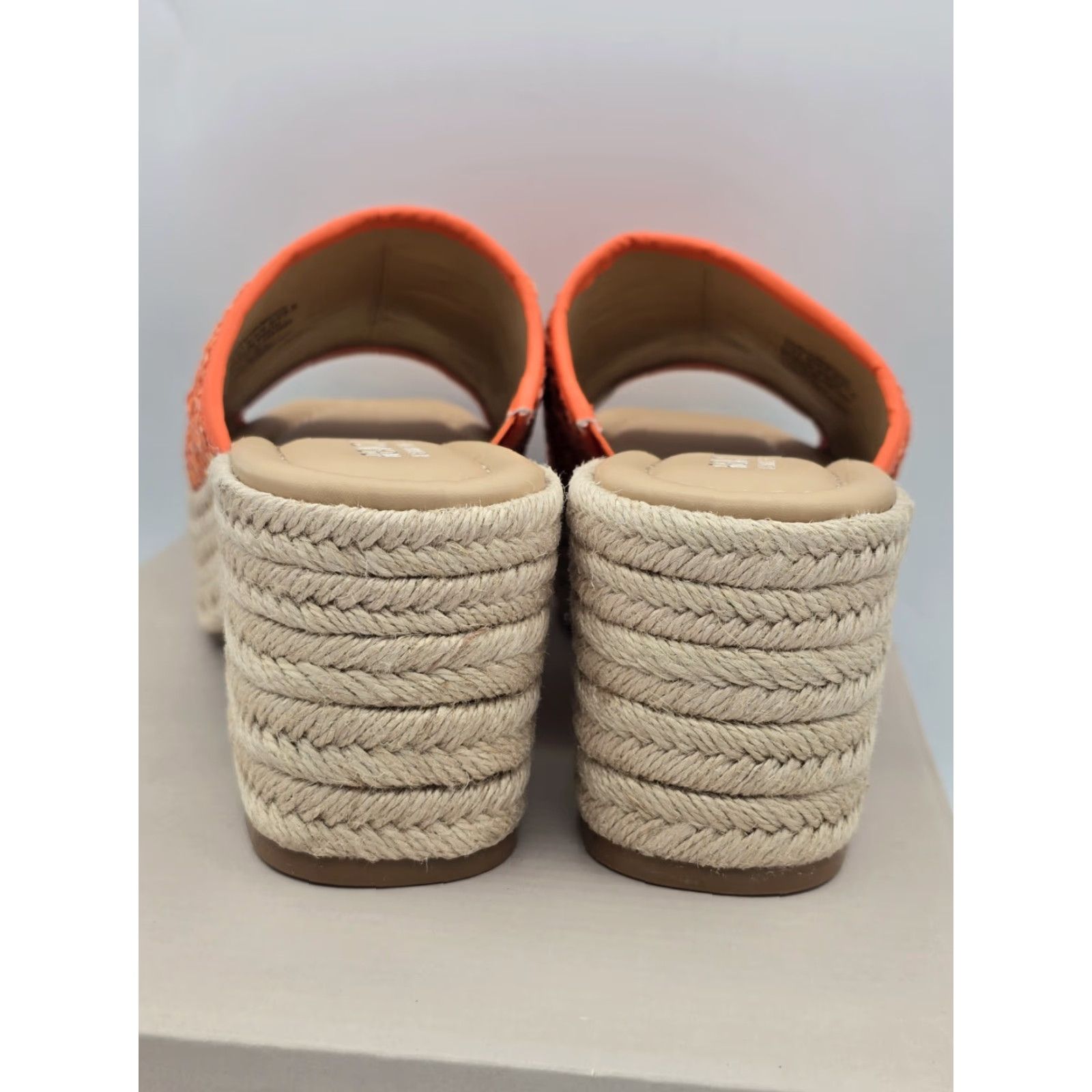 Kenneth Cole KENNETH COLE REACTION Women's Elissa Sandal Orange Raffia Sz 7 M - NIB - Heels - 7 - Orange - Womens - Raffia Size US 7 / IT 37 - 7 Thumbnail