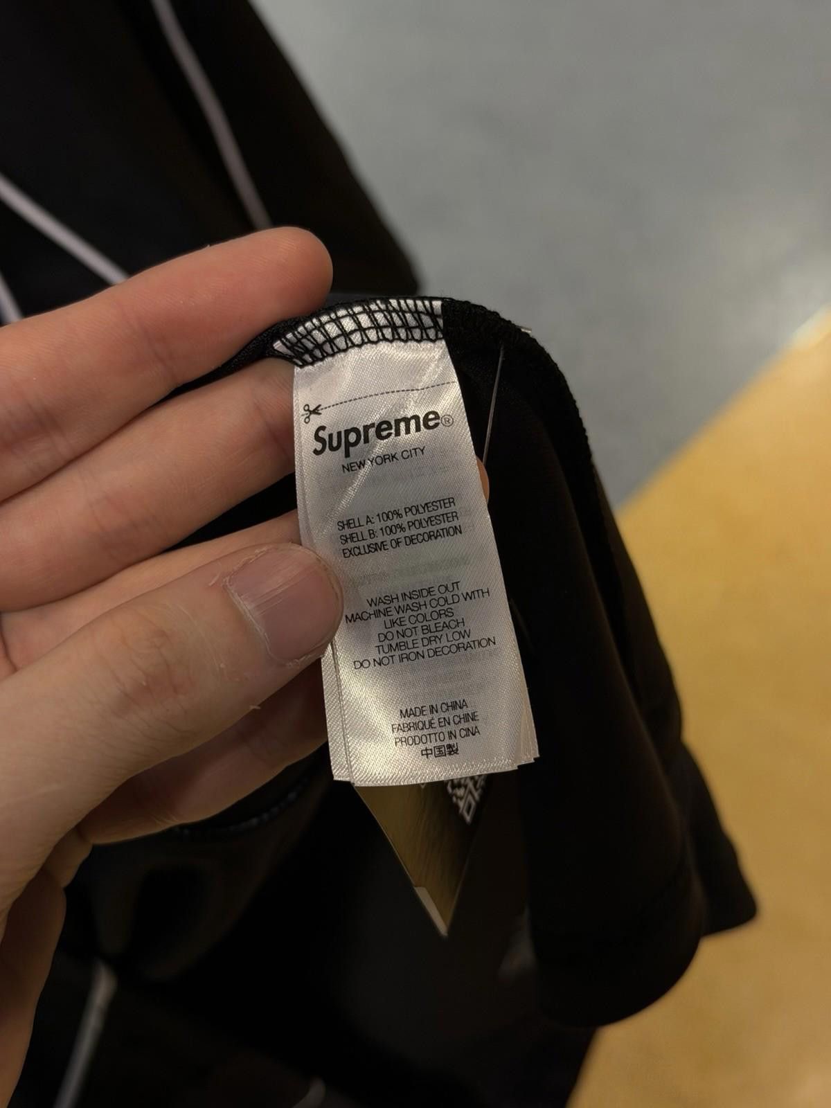 Supreme Supreme PIPING SOCCER JERSEY FW25 Medium Brand New Authentic Size US M / EU 48-50 / 2 - 11 Thumbnail